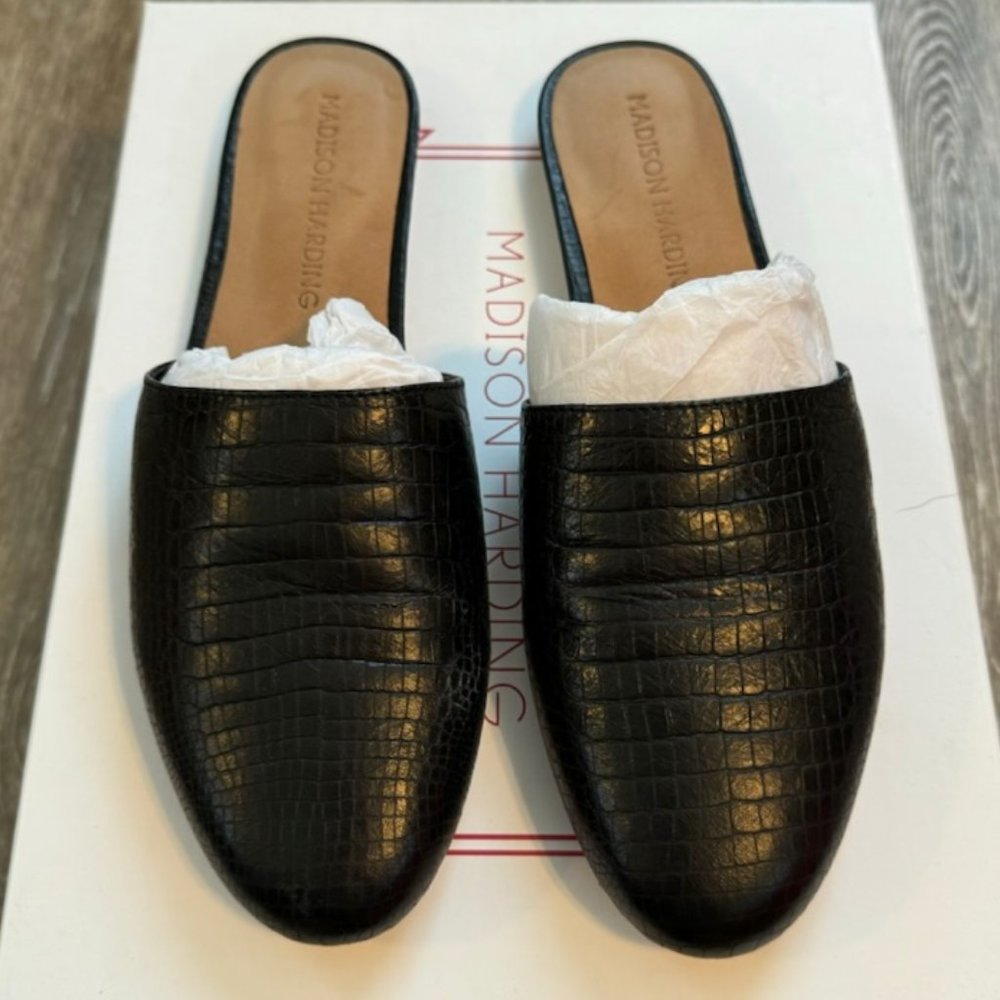 Madison Harding- Black Snake Print Slip-On Shoes– Sz. 7